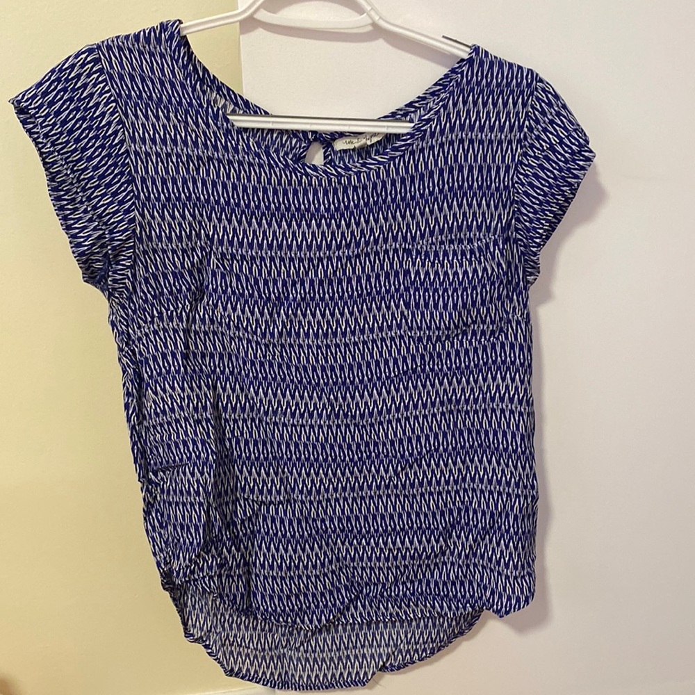 Tribal patterned blouse with pocket